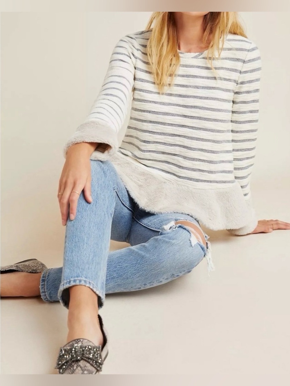 Maeve by Anthropologie Cream and Gray Striped Faux-Fur Hem Sweater - Size XS